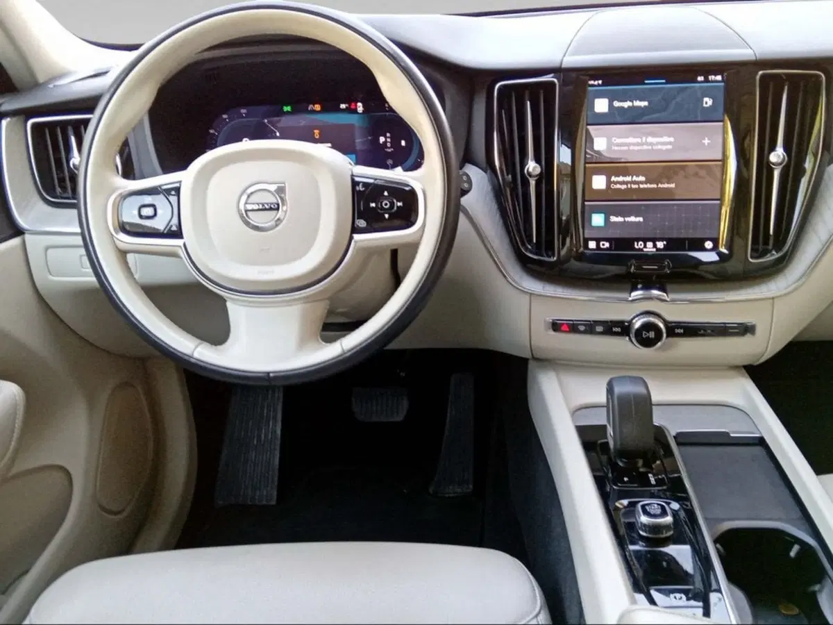 Volvo XC60 usata a Firenze (11)