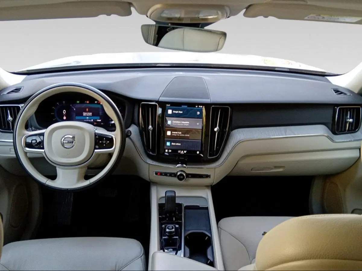 Volvo XC60 usata a Firenze (14)