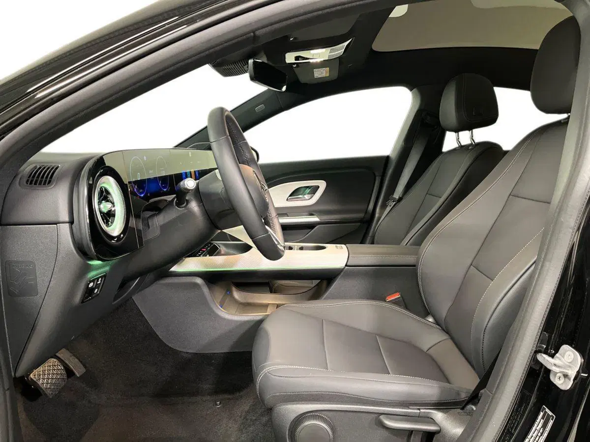 Mercedes-Benz CLA usata a Milano (10)