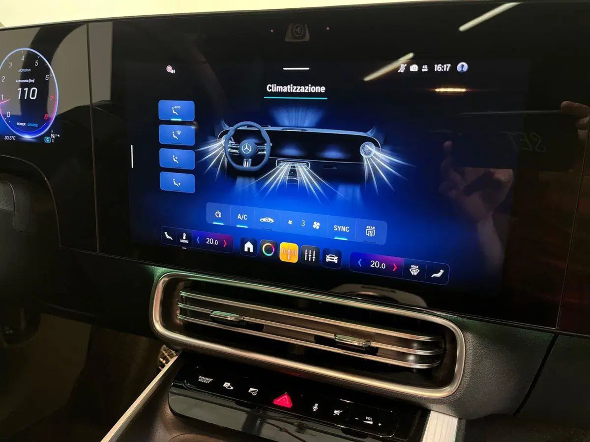 Mercedes-Benz CLA usata a Milano (14)