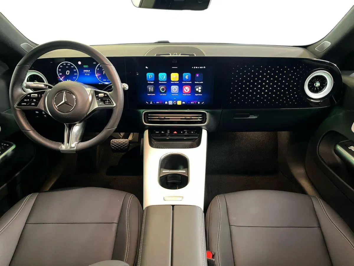Mercedes-Benz CLA usata a Milano (9)