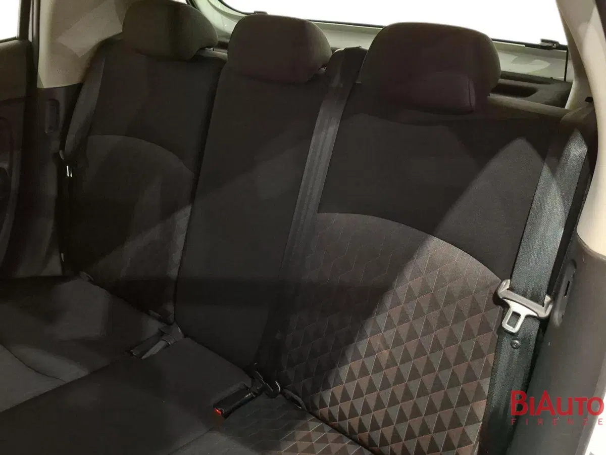 Mitsubishi Space Star usata a Firenze (10)