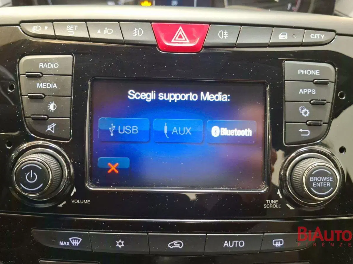 Lancia Ypsilon usata a Firenze (14)