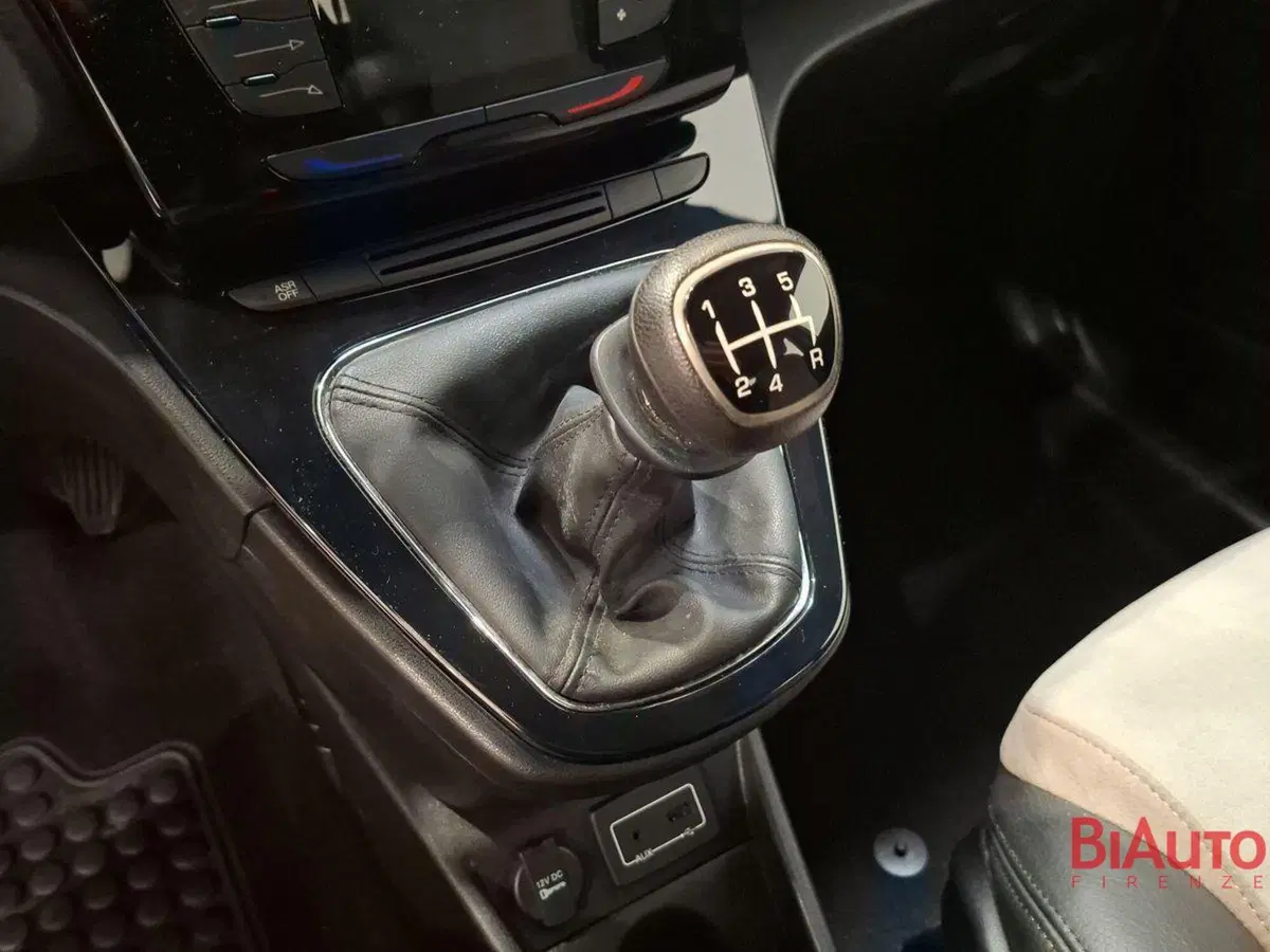 Lancia Ypsilon usata a Firenze (16)