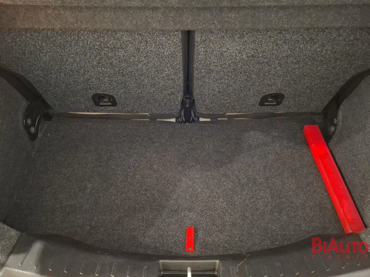Lancia Ypsilon usata a Firenze (5)