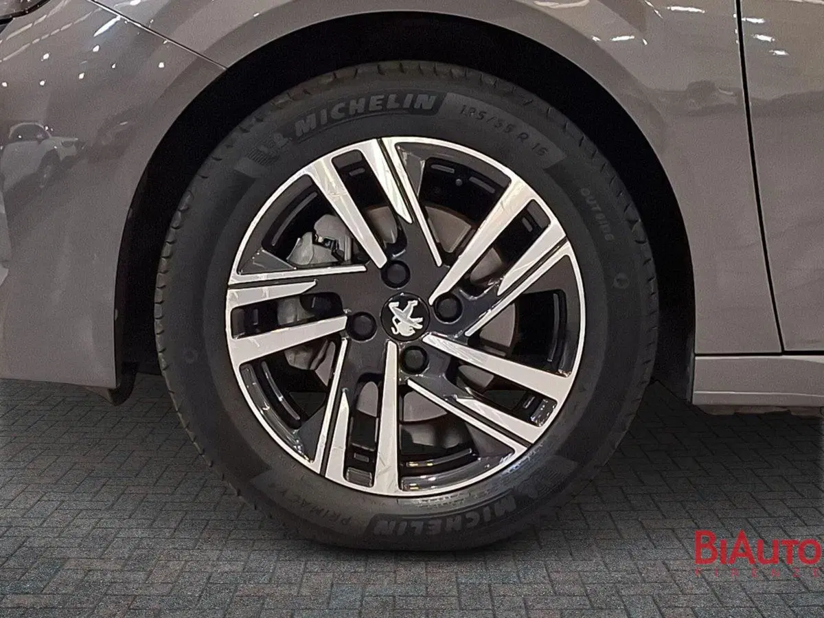 Peugeot 208 usata a Firenze (13)
