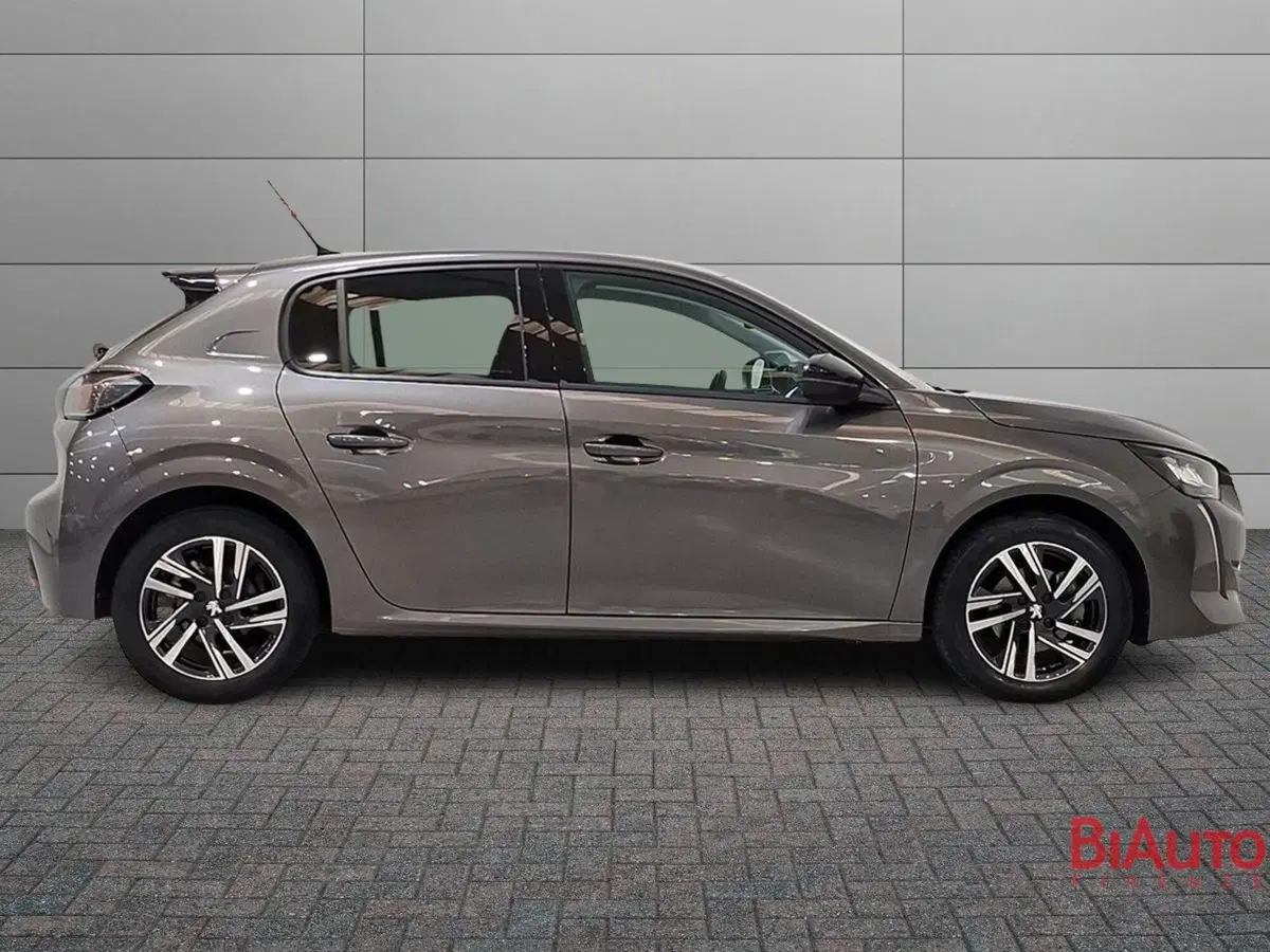 Peugeot 208 usata a Firenze (3)