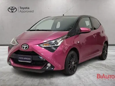 Toyota Aygo 1.0 VVT-i 72 CV 5 porte x-cite del 2018 usata a Sesto Fiorentino