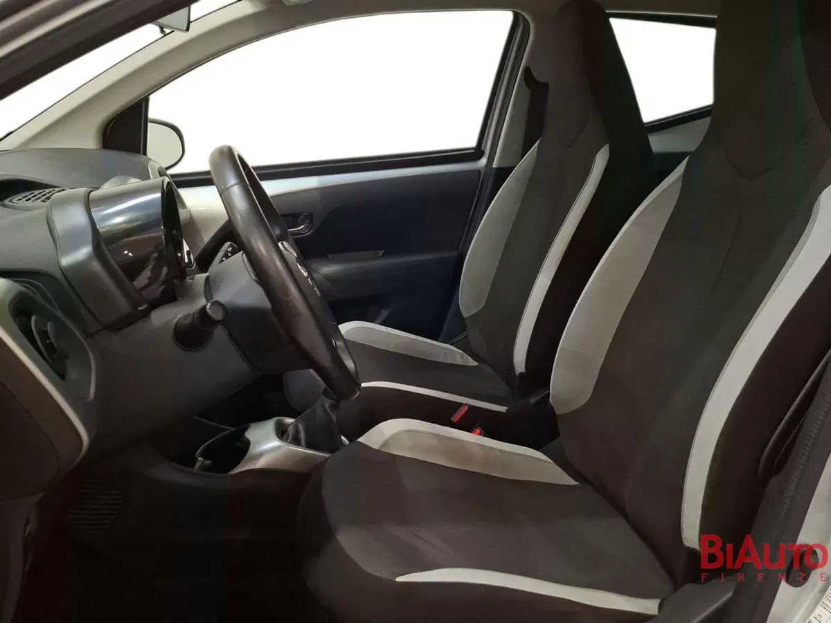 Toyota Aygo usata a Firenze (19)