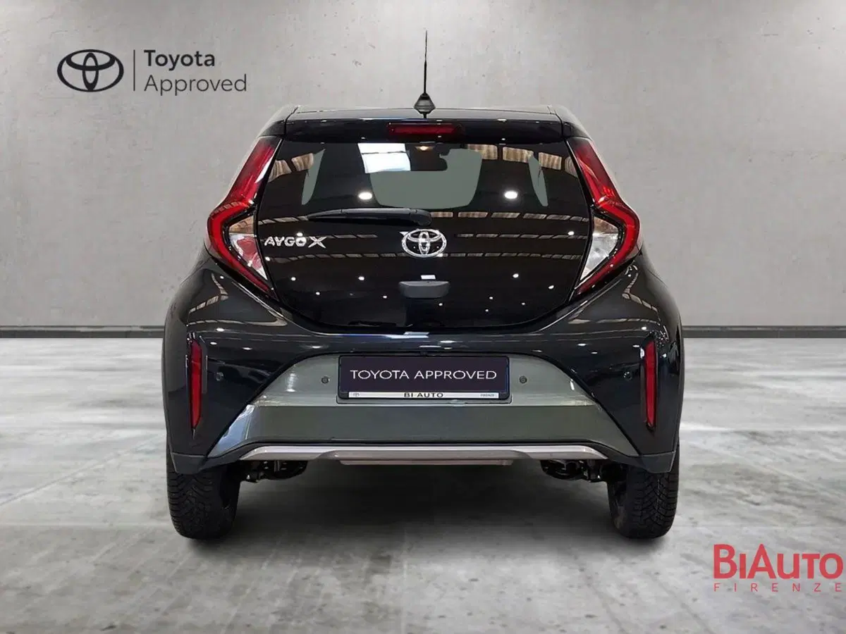 Toyota Aygo X usata a Firenze (12)