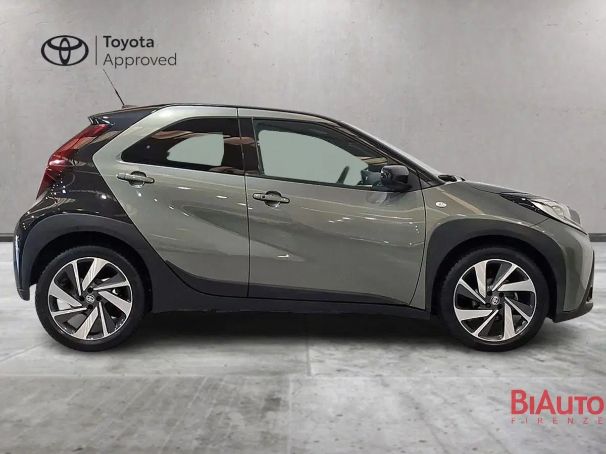 Toyota Aygo X usata a Firenze (4)