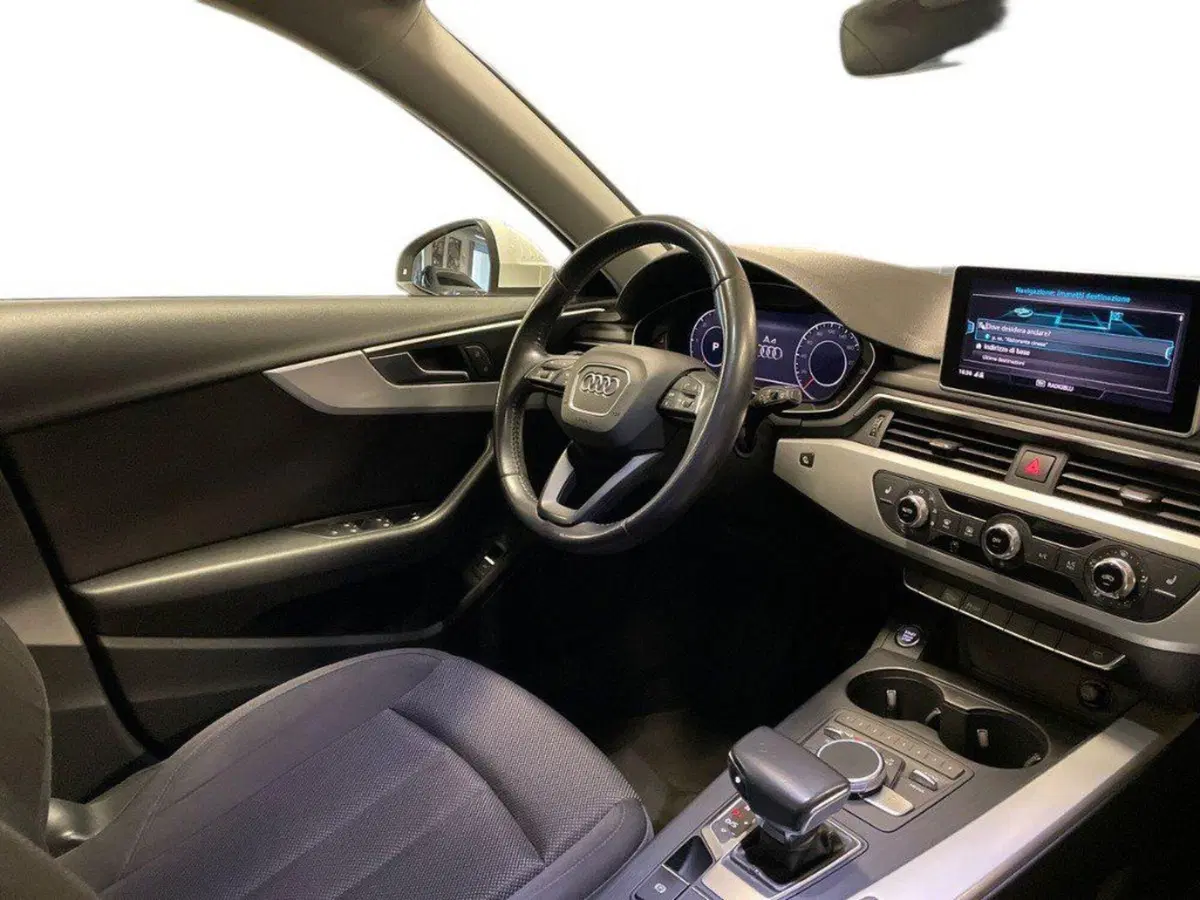 Audi A4 Avant usata a Ancona (14)