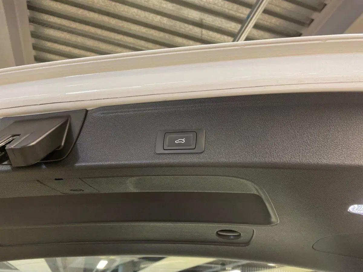 Audi A4 Avant usata a Ancona (9)