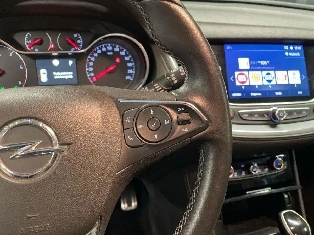 Opel Grandland X usata a Ancona (16)