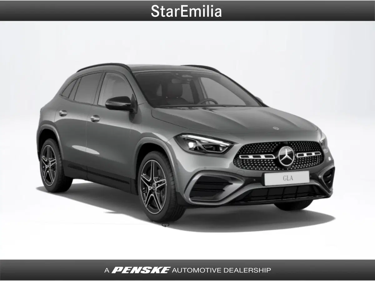 Mercedes-Benz GLA SUV nuova a Bologna