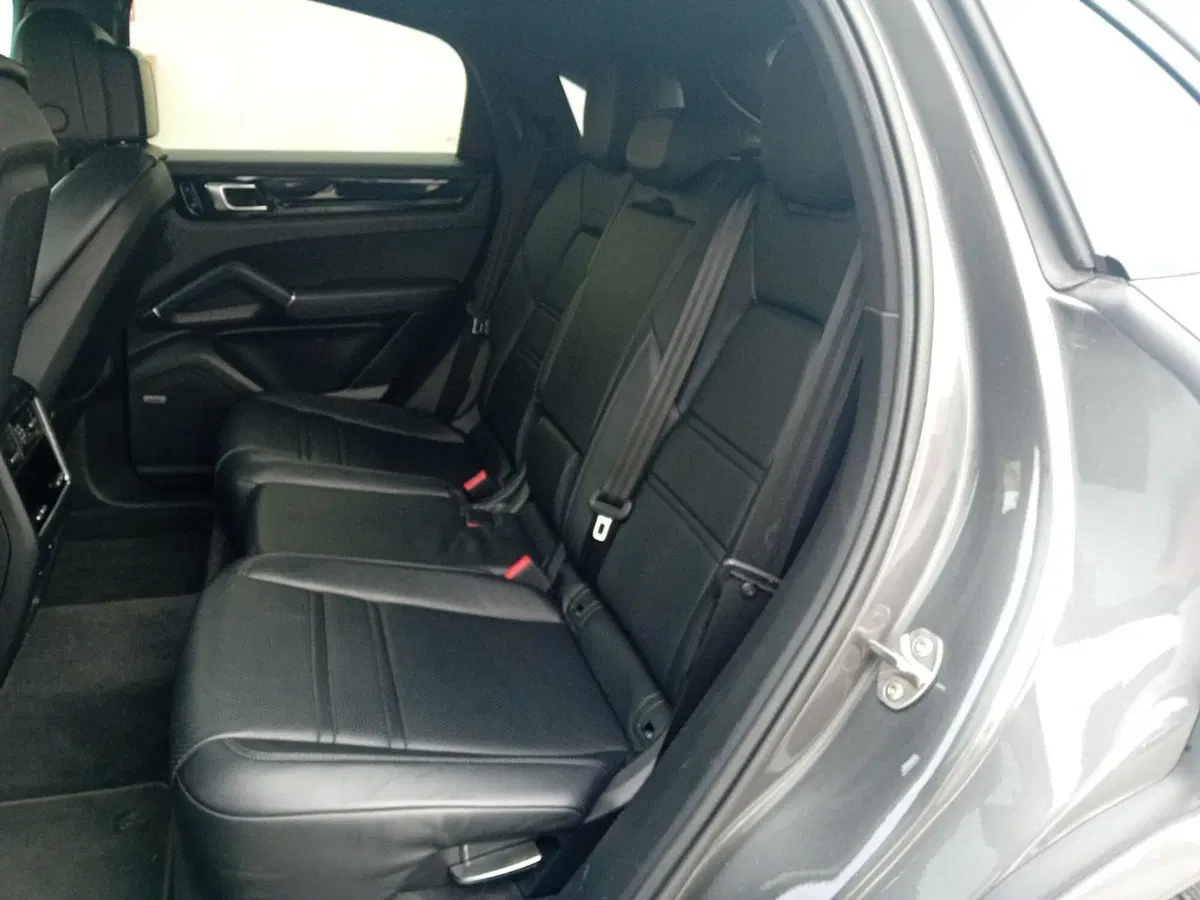 Porsche Cayenne usata a Pordenone (13)