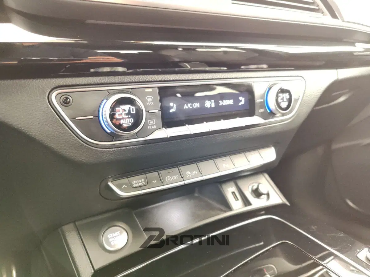 Audi Q5 Sportback usata a Massa-Carrara (14)