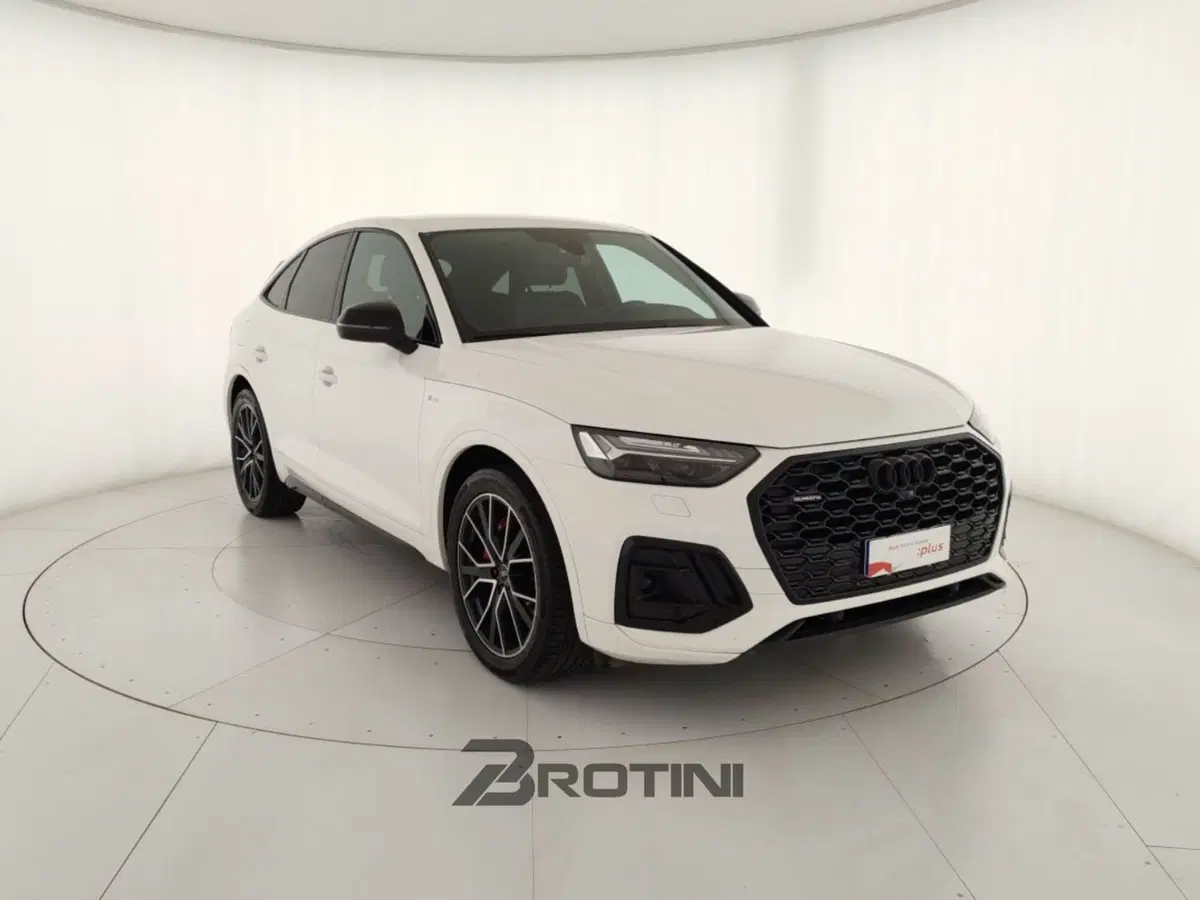 Audi Q5 Sportback usata a Massa-Carrara (4)