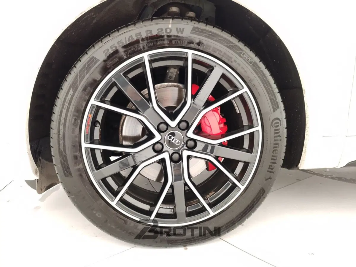 Audi Q5 Sportback usata a Massa-Carrara (6)