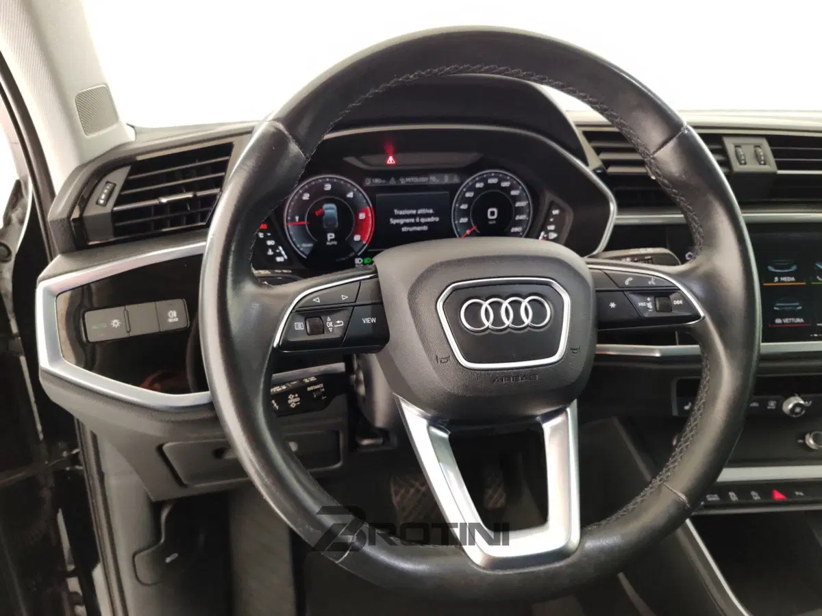 Audi Q3 Sportback usata a Massa-Carrara (14)