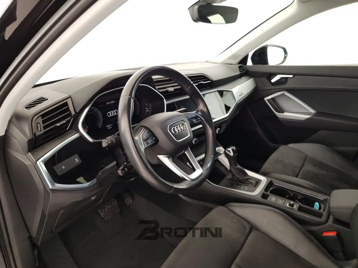 Audi Q3 Sportback usata a Massa-Carrara (7)
