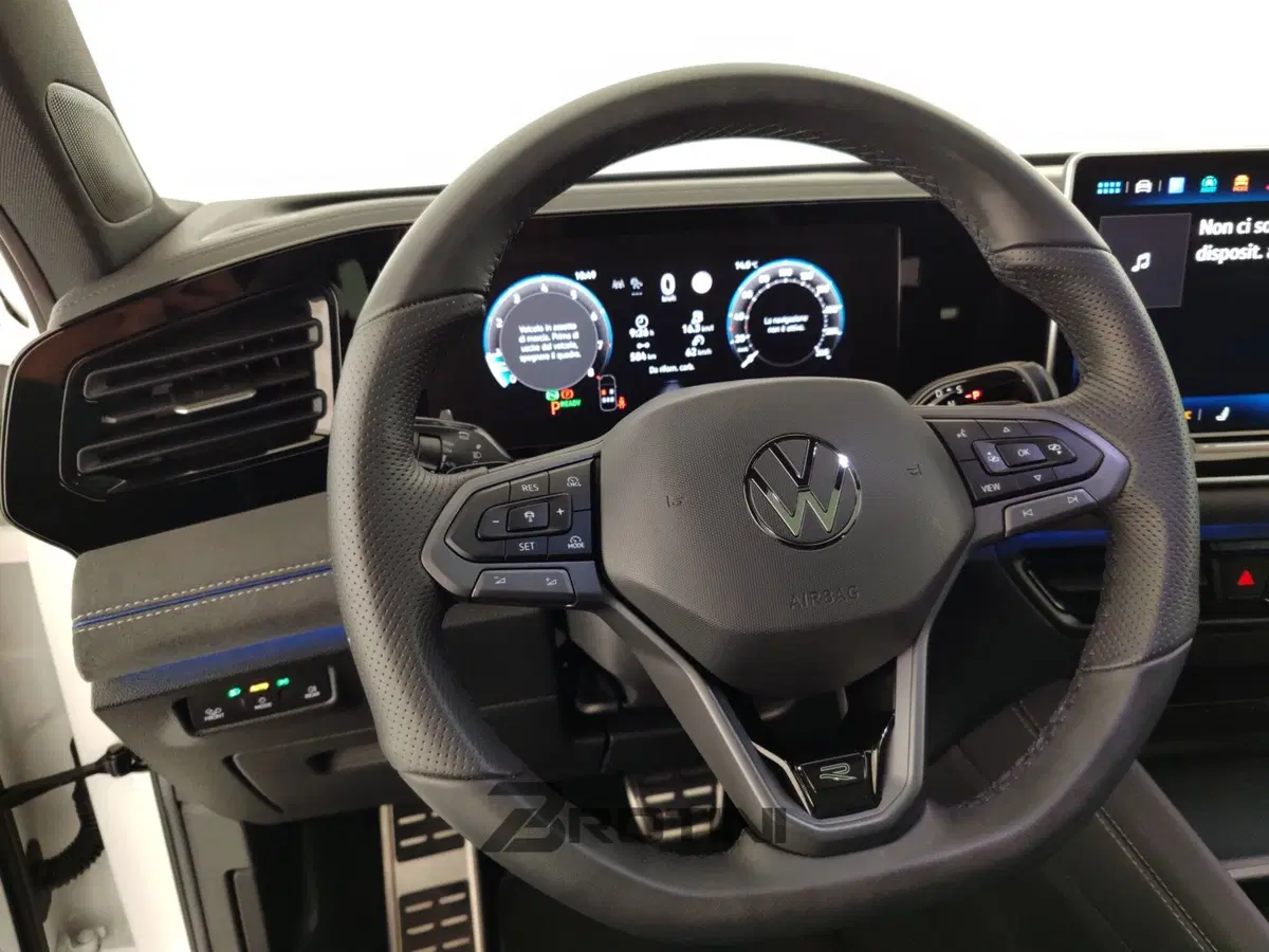Volkswagen Tiguan usata a Massa-Carrara (17)