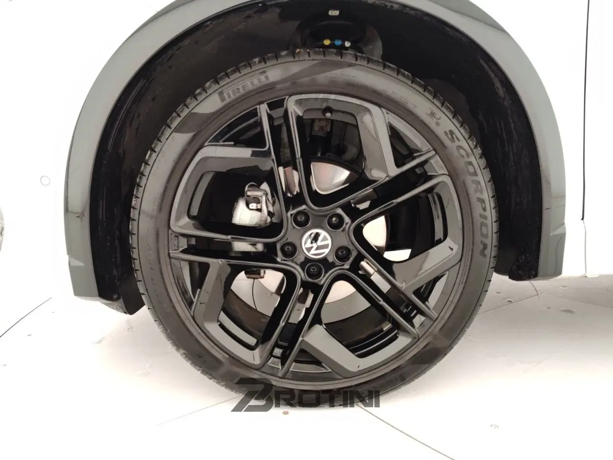 Volkswagen Tiguan usata a Massa-Carrara (6)