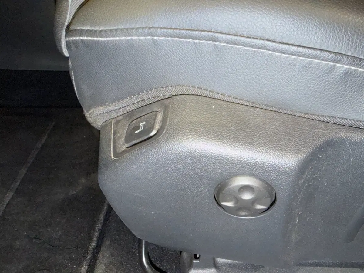 Opel Grandland X usata a Taranto (19)