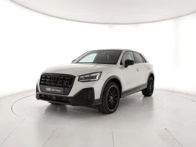Audi Q2 35 2.0 tdi Identity Black s-tronic nuova a Torre Annunziata