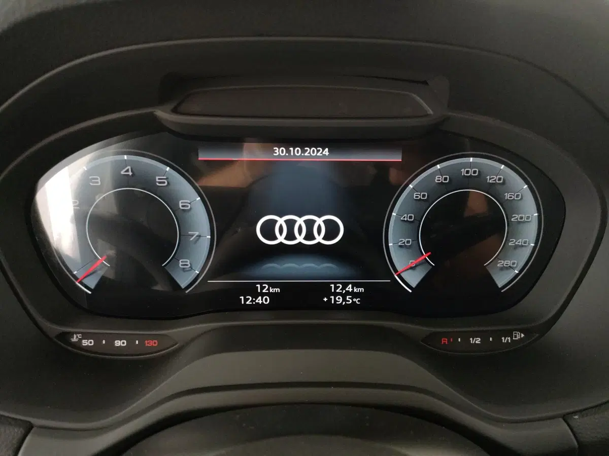 Audi Q2 nuova a Napoli (14)