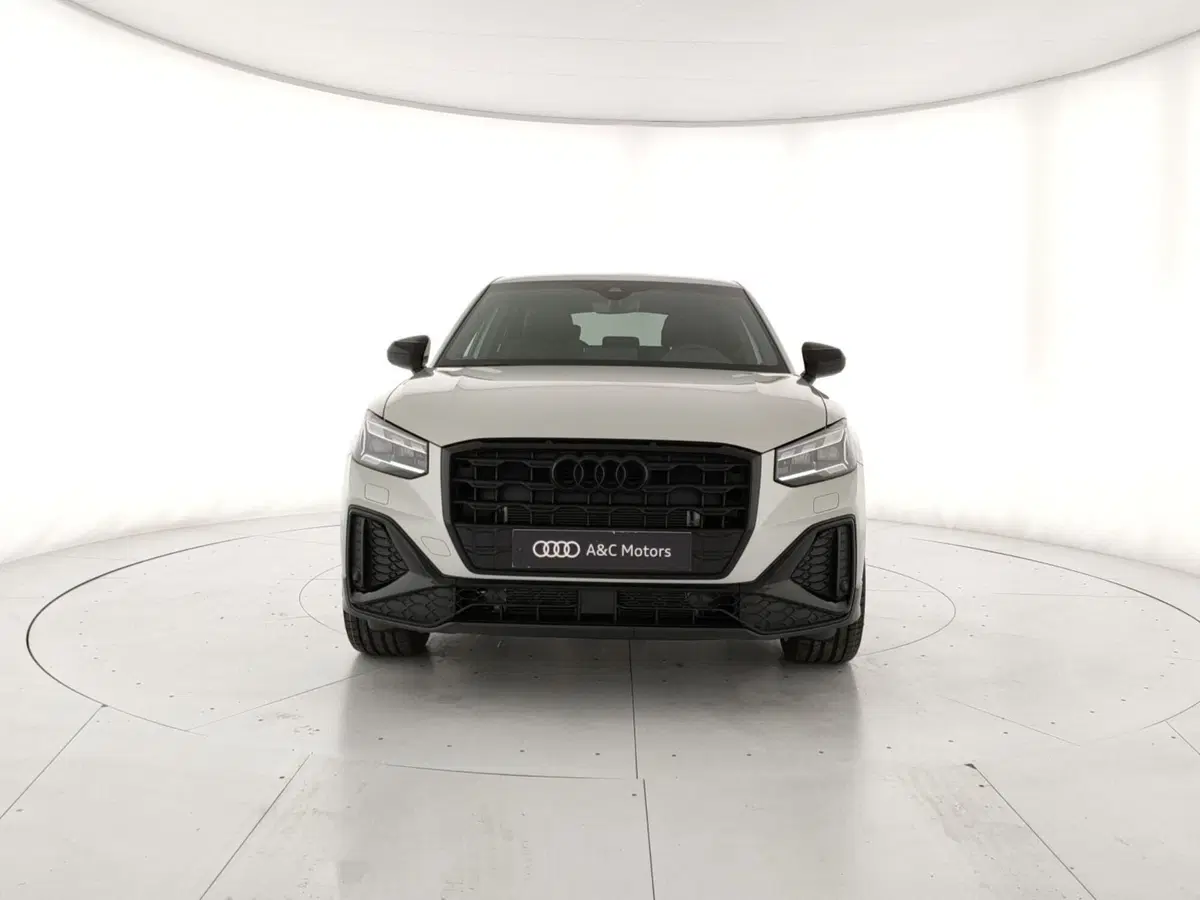 Audi Q2 nuova a Napoli (4)