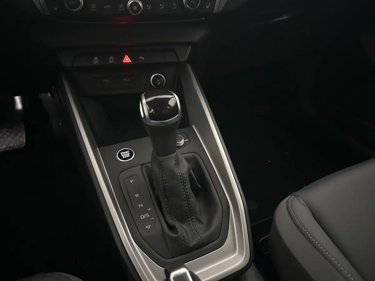 Audi A1 allstreet usata a Napoli (15)
