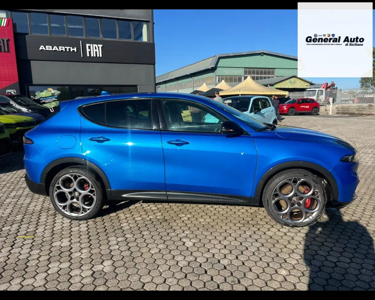 Alfa Romeo Tonale usata a Lucca (2)