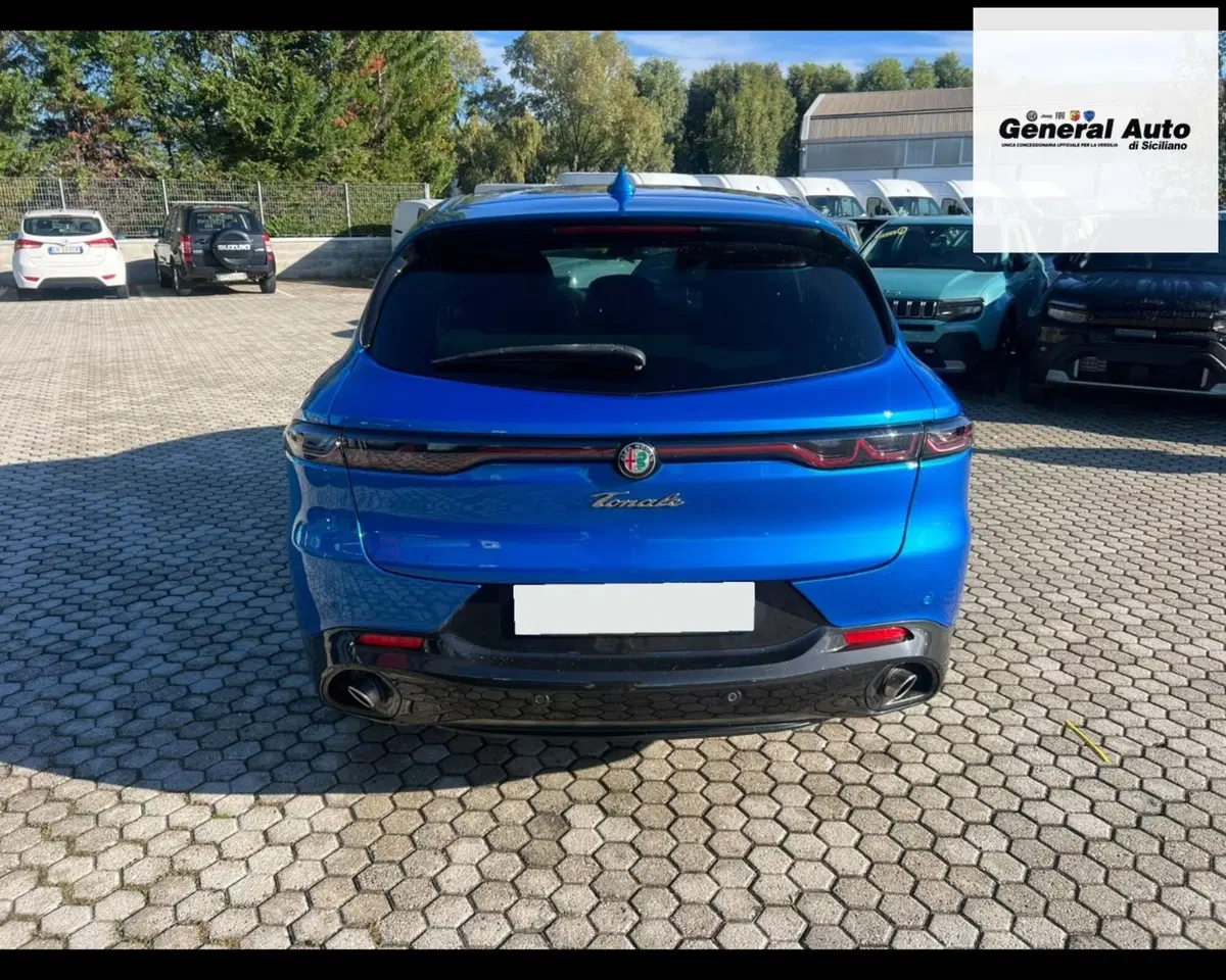 Alfa Romeo Tonale usata a Lucca (4)