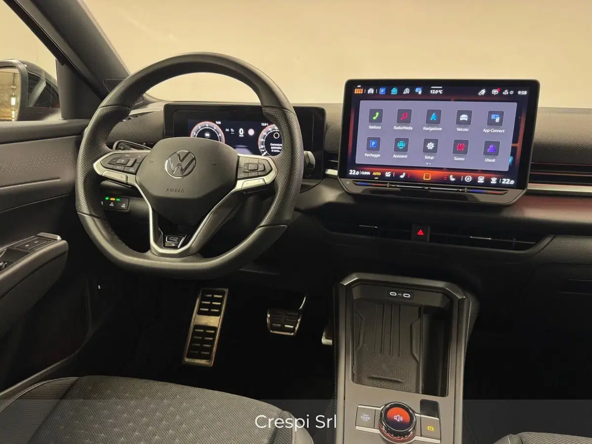 Volkswagen T-Roc usata a Varese (11)