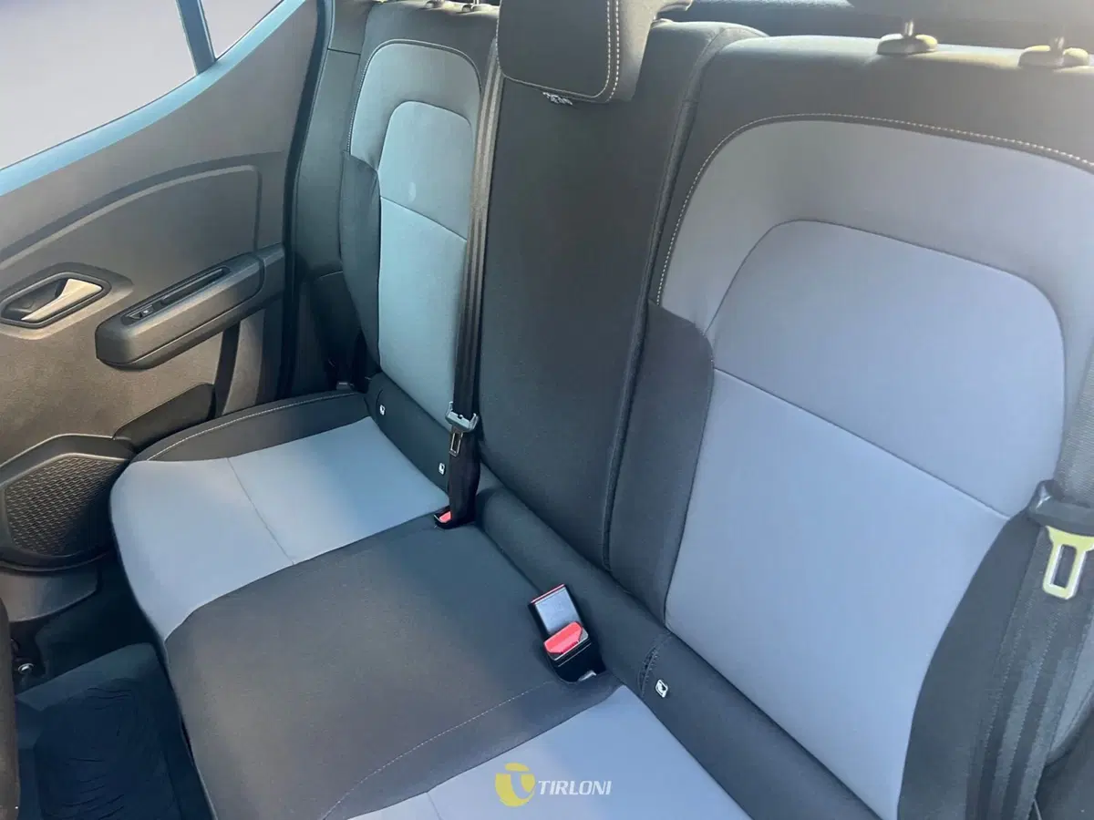 Dacia Sandero Stepway usata a Milano (12)