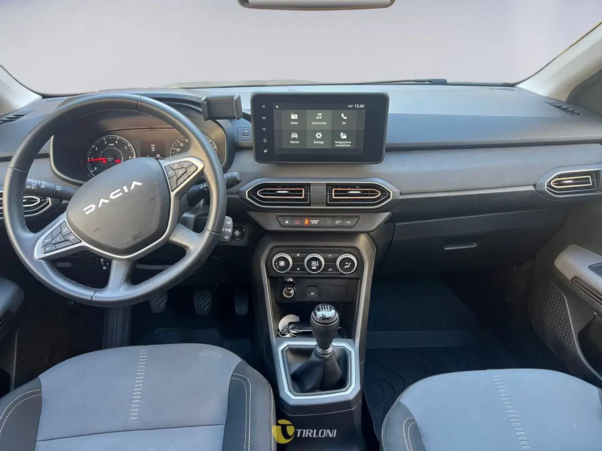 Dacia Sandero Stepway usata a Milano (13)