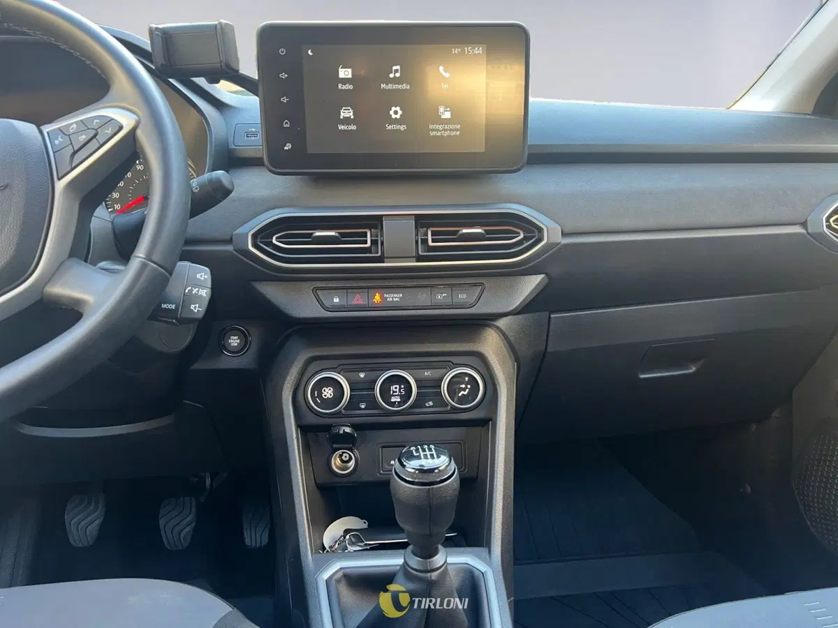 Dacia Sandero Stepway usata a Milano (14)