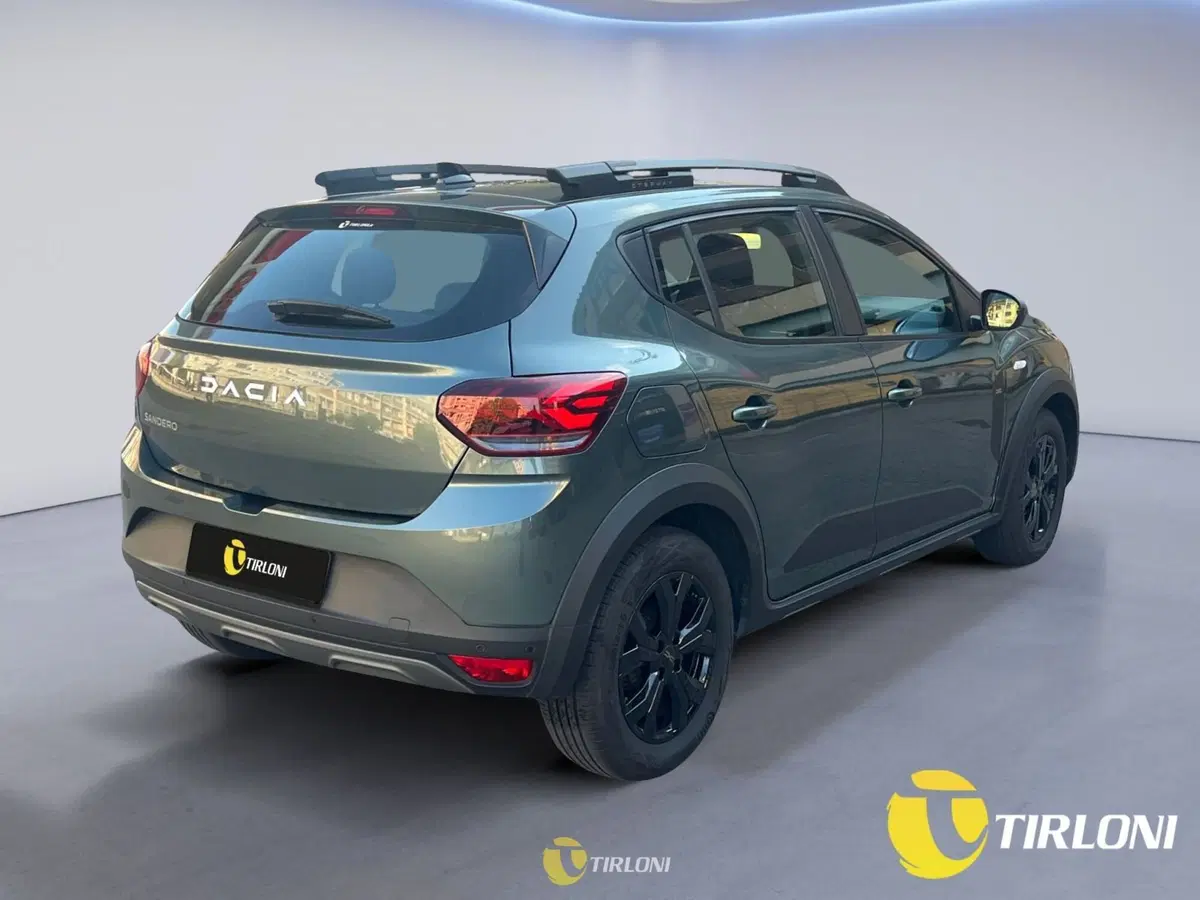 Dacia Sandero Stepway usata a Milano (4)