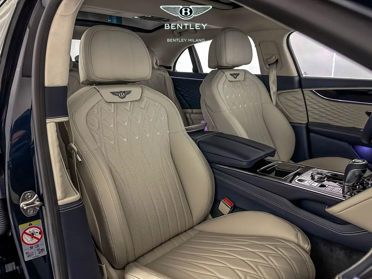 Bentley Flying Spur usata a Milano (15)