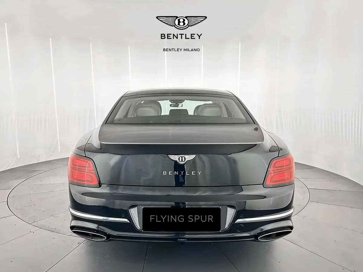 Bentley Flying Spur usata a Milano (6)