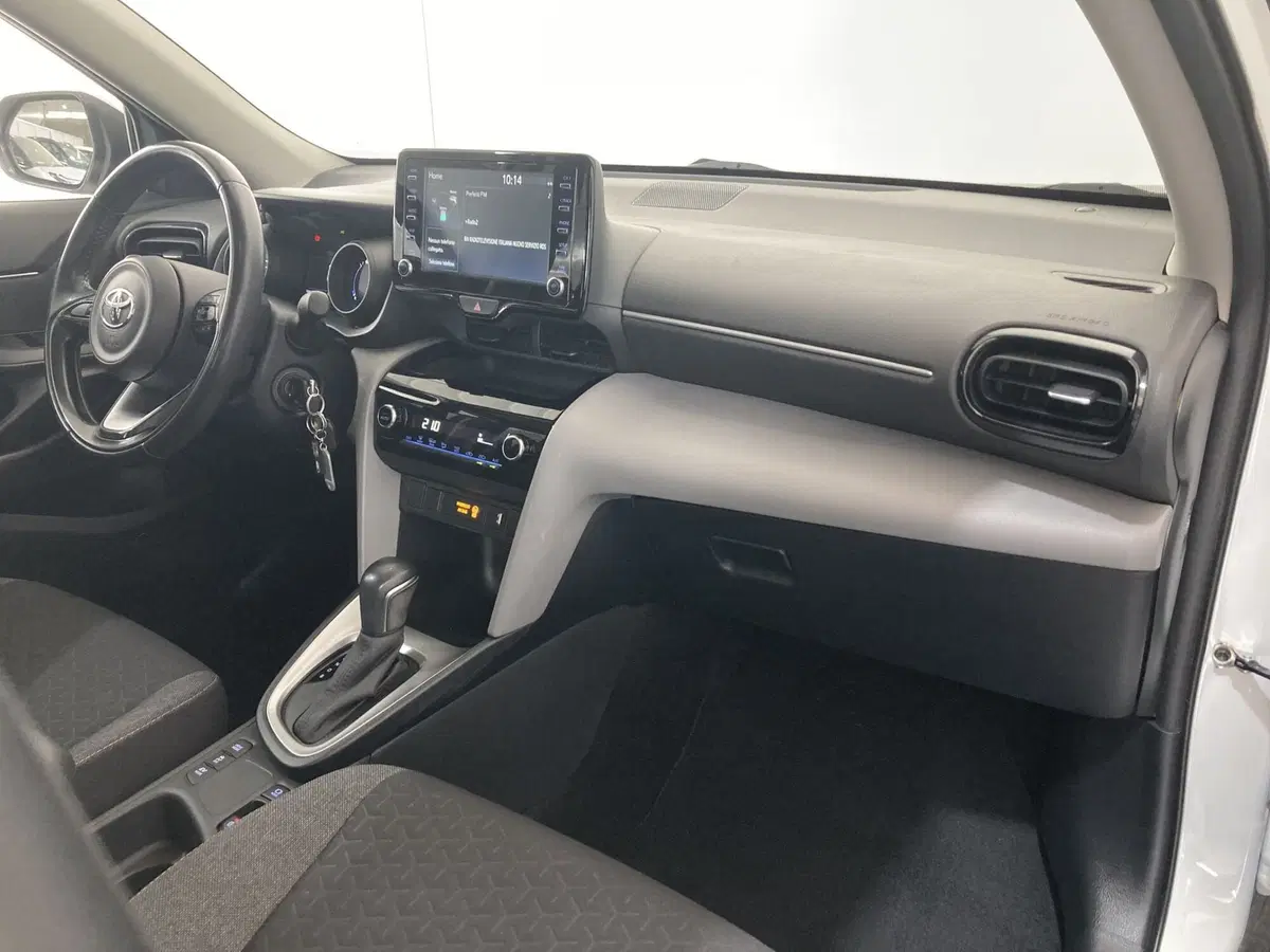 Toyota Yaris Cross usata a Barletta-Andria-Trani (18)