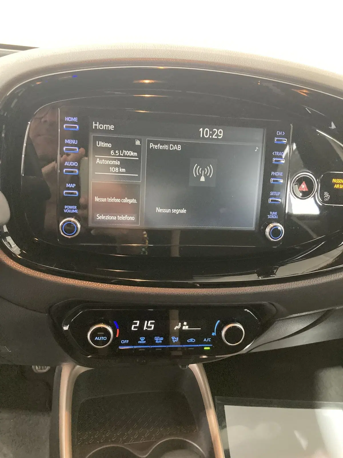 Toyota Aygo X usata a Barletta-Andria-Trani (14)
