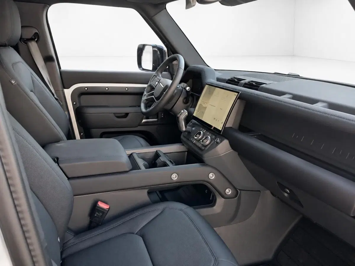 Land Rover Defender usata a Brescia (3)