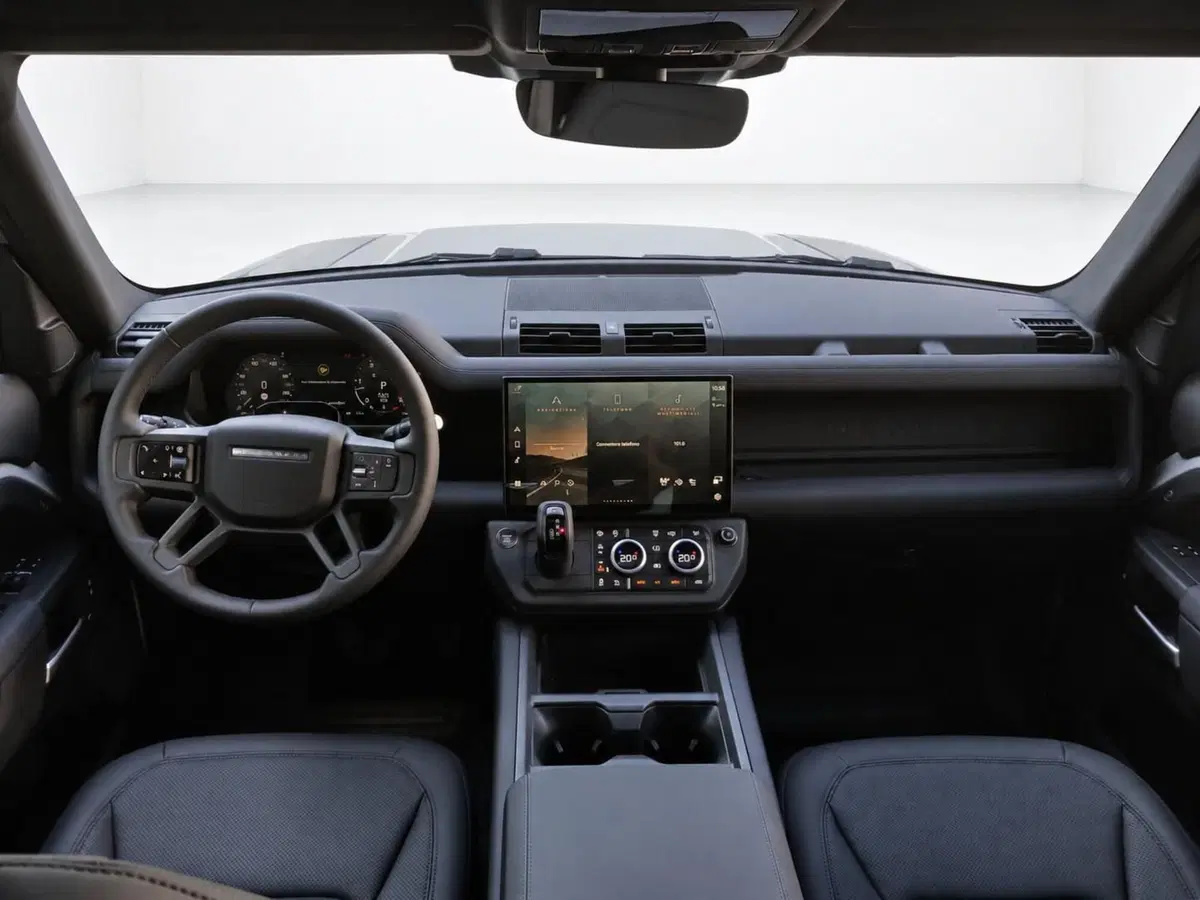 Land Rover Defender usata a Brescia (4)