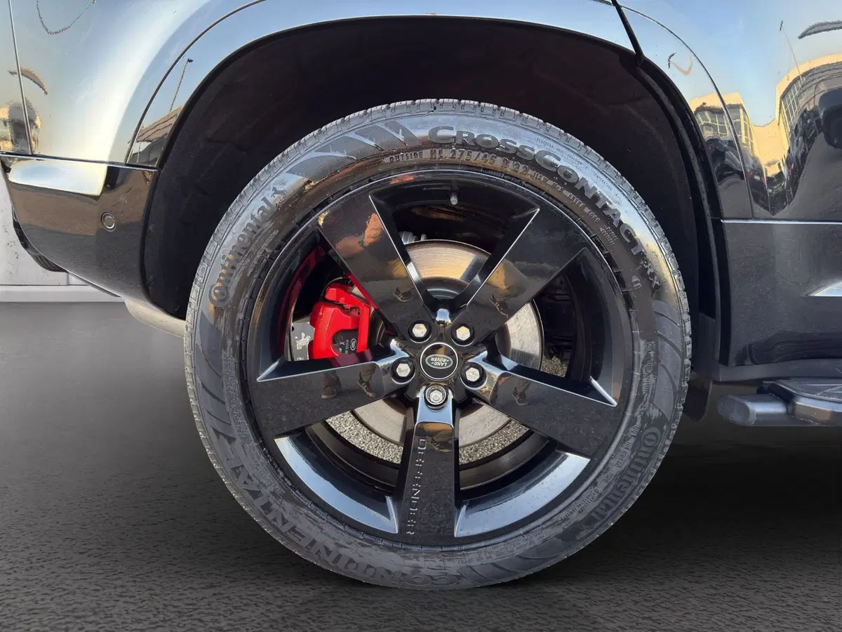 Land Rover Defender usata a Lecco (9)