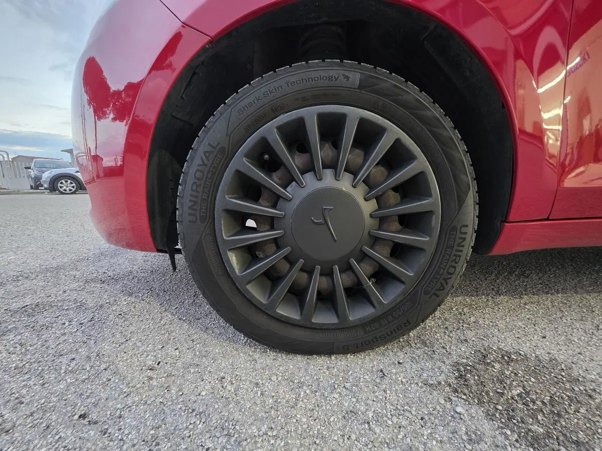 Lancia Ypsilon usata a Teramo (17)