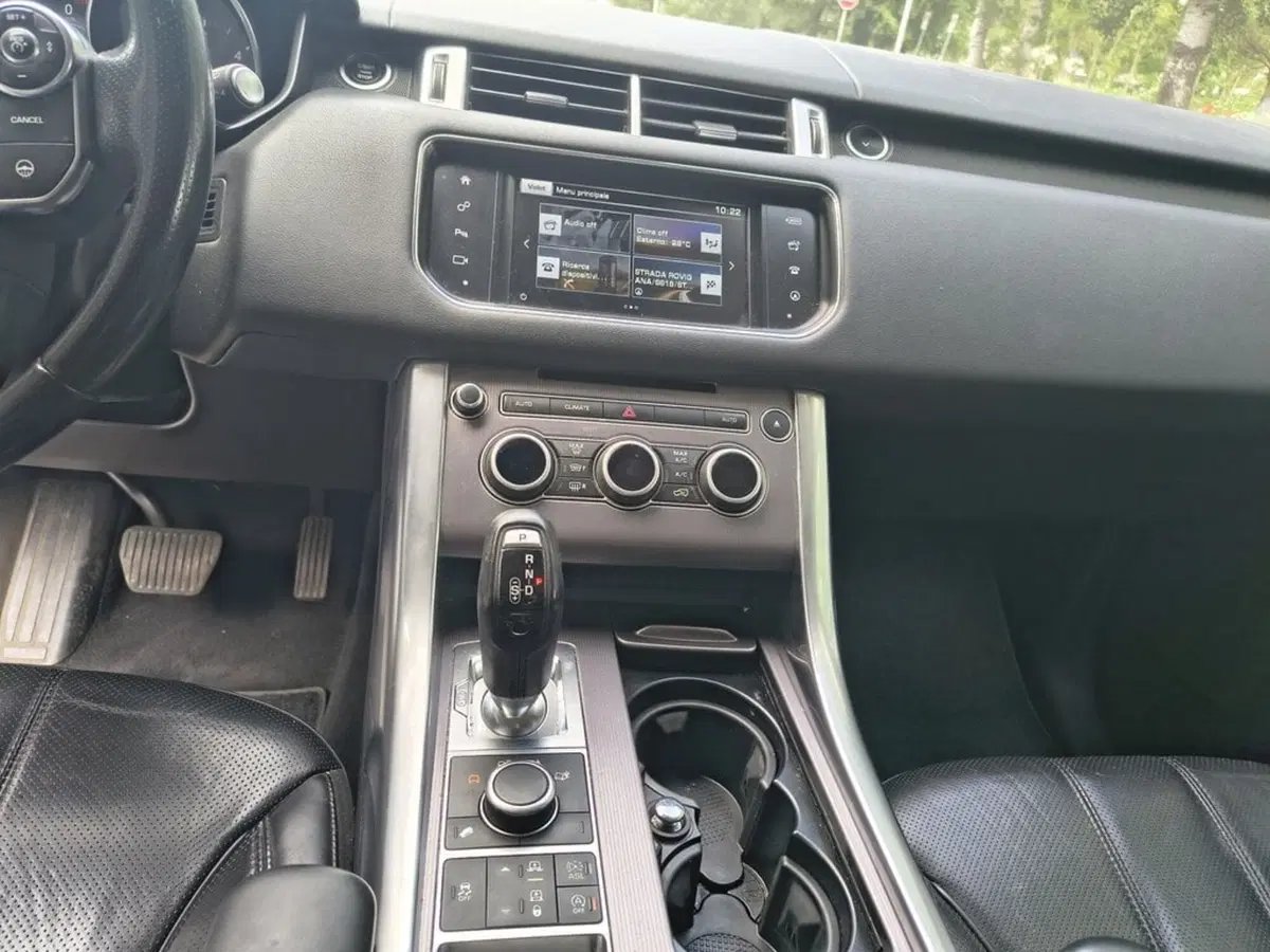 Land Rover Range Rover Sport usata a Padova (12)