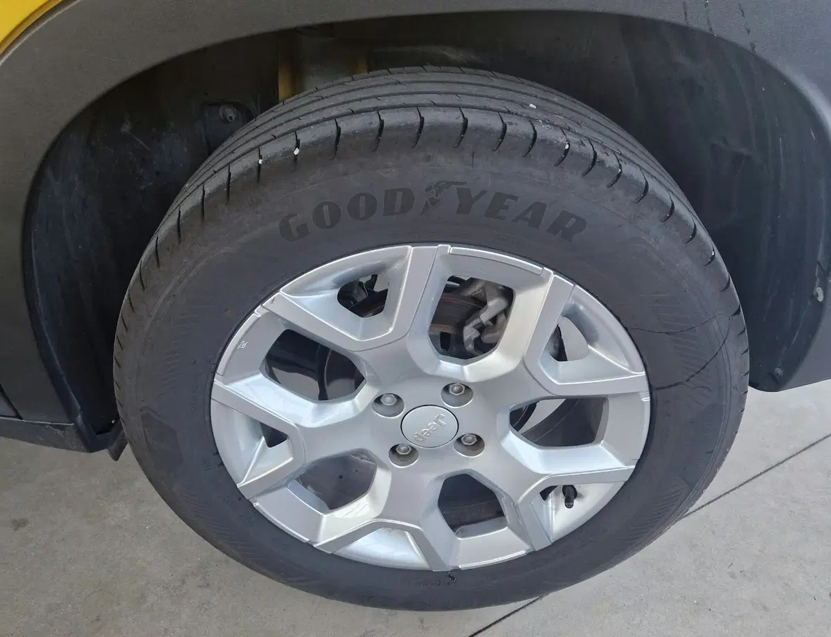 Jeep Avenger usata a Terni (10)