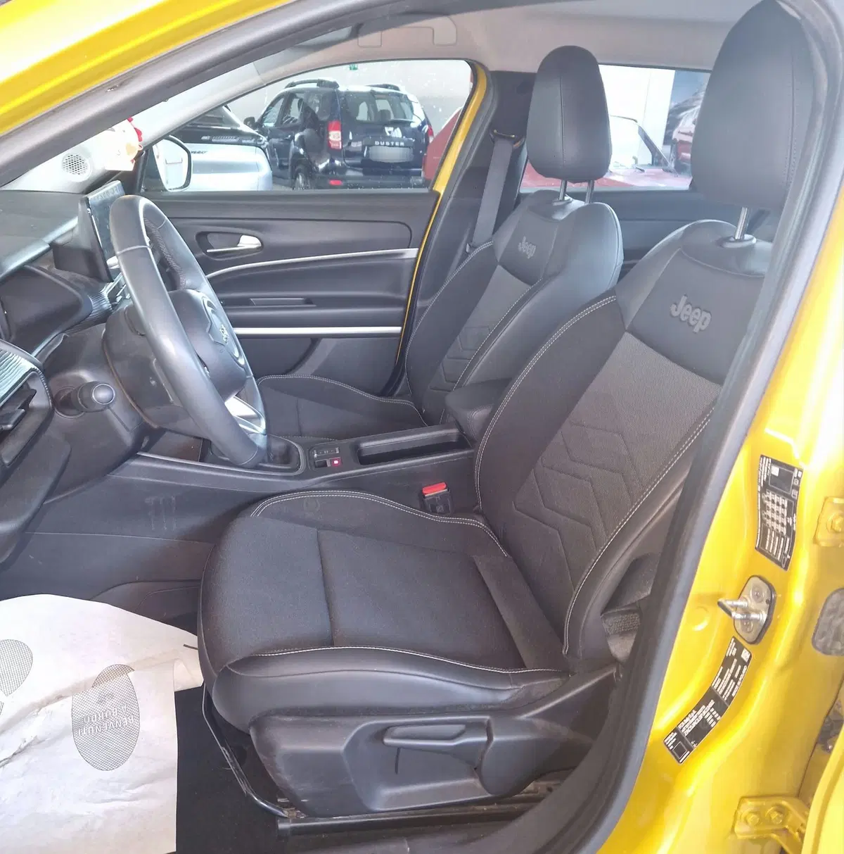 Jeep Avenger usata a Terni (14)